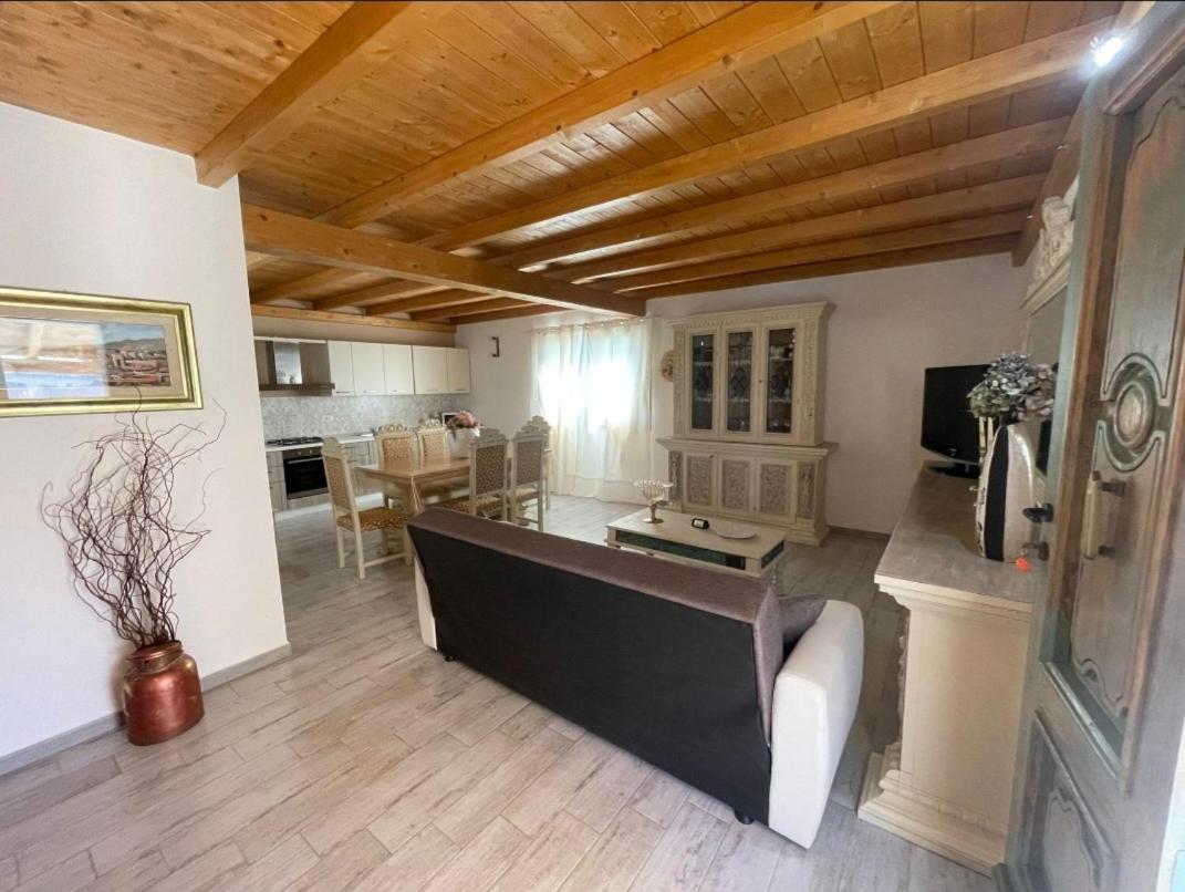 Il Casale Villa Budoni Luaran gambar