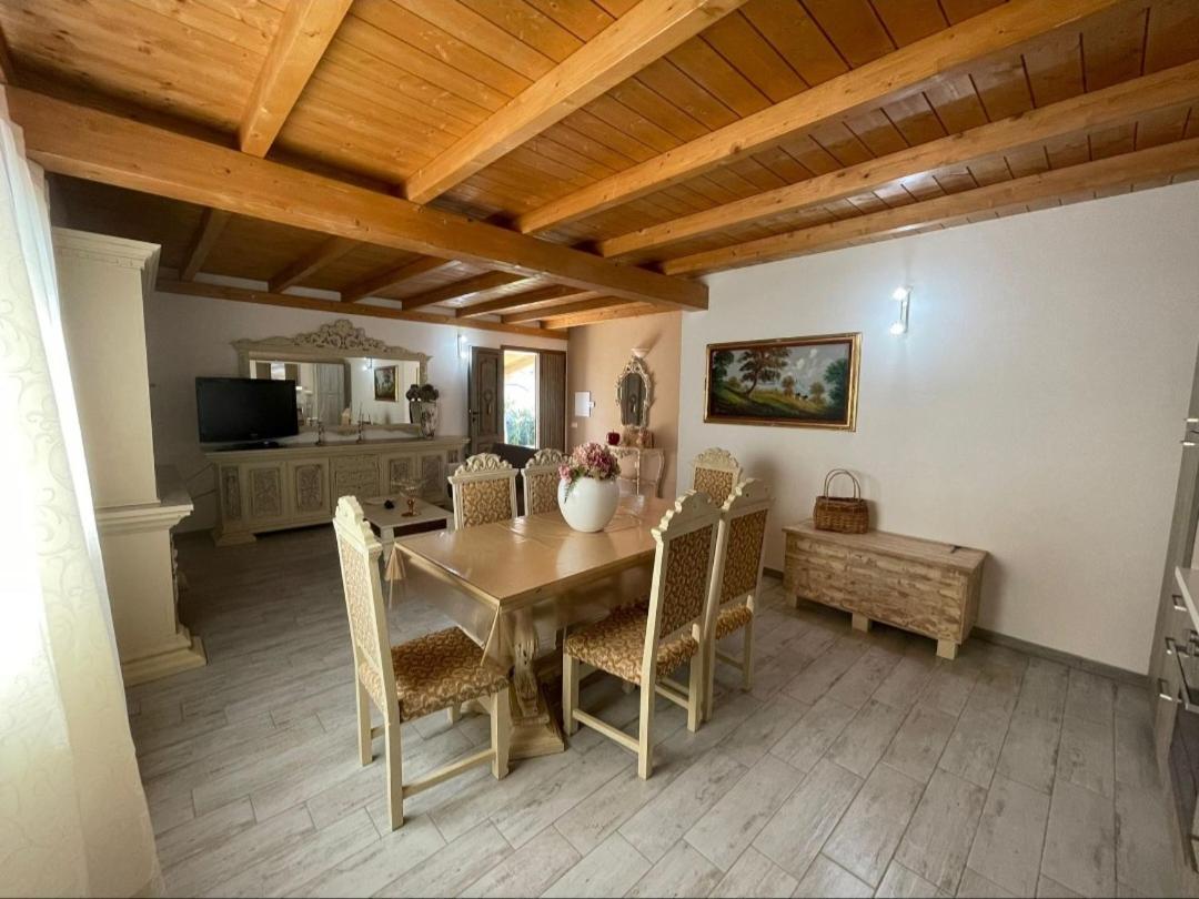 Il Casale Villa Budoni Luaran gambar