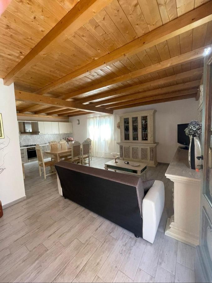 Il Casale Villa Budoni Luaran gambar
